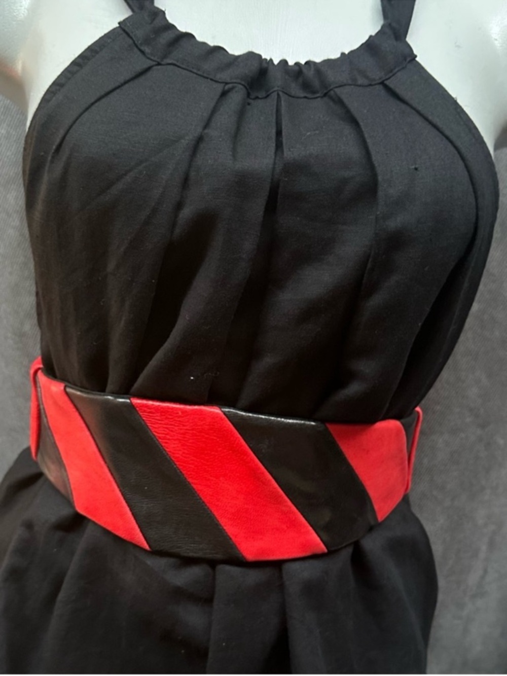 80s genuine leather wide red & black Sz small vintage